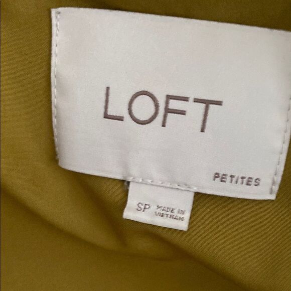 LOFT Olive Puffer Jacket - Picture 6 of 6